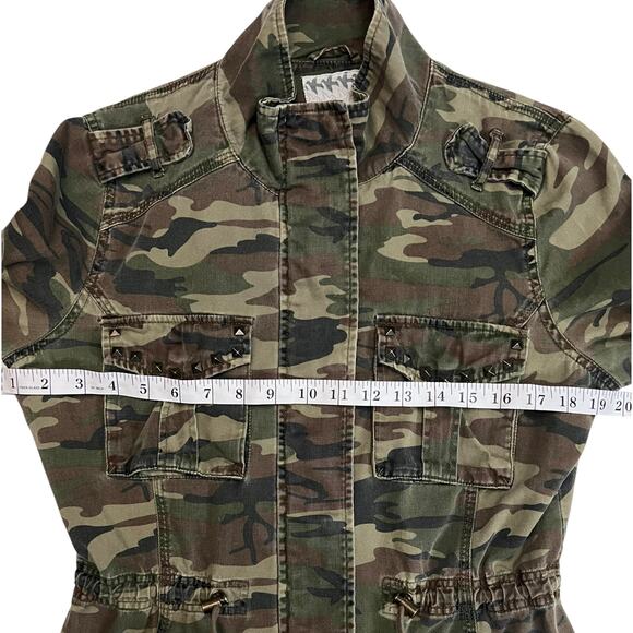 Women’s Camo Military Utility Jacket with Studded Pockets Size M - Others Follow - Picture 12 of 15